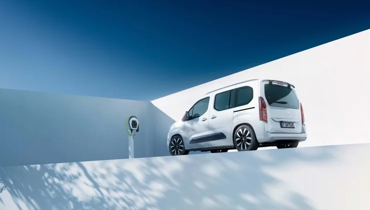 Opel Combo Elektrik ve Zafira Elektrik: Daha Uzun Menzil, Konfor ve Güvenlik